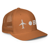 PLANE-SPOT-ER Closed-back trucker cap